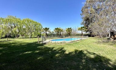 SAN FELIPE - VENDE PARCELA CON QUINCHO Y PISCINA - CURIMON