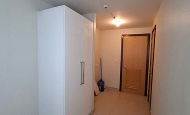 For Rent: 2 Bedroom Unit at 1016 Residences Condominium , Cebu Business Park, Ayala
