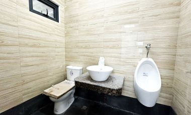 NEWLY BUILT 64 sqm Laguna Ground floor Office Warehouse Space for Rent Lease Laguna Technopark Sta. Rosa Santa Rosa Industrial park (Non Peza Company)