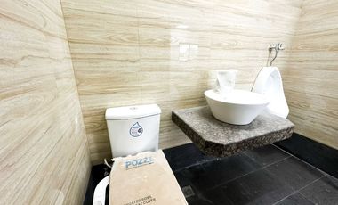 NEWLY BUILT 64 sqm Laguna Ground floor Office Warehouse Space for Rent Lease Laguna Technopark Sta. Rosa Santa Rosa Industrial park (Non Peza Company)