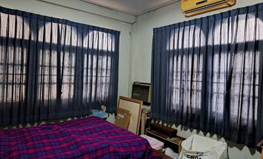 47 Sq.W Land for SALE at Soi Inthamara 13, Suitable for Private Residence, apartment, hotel or office! Next to Sutthisan Winitchai, Connects Phahonyot