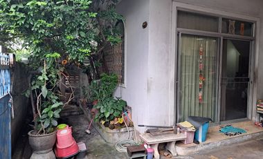 47 Sq.W Land for SALE at Soi Inthamara 13, Suitable for Private Residence, apartment, hotel or office! Next to Sutthisan Winitchai, Connects Phahonyot
