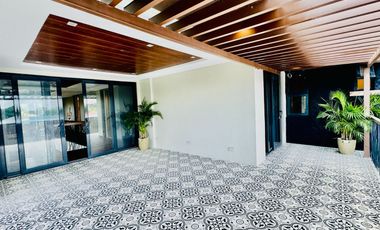 FOR SALE NEWLY BUILT MAJESTIC MODERN 3 STOREY HOUSE IN PARAÑAQUE