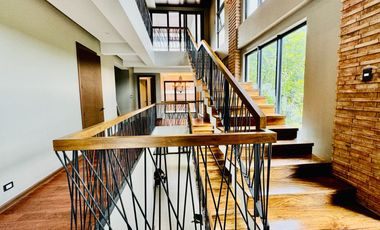 FOR SALE NEWLY BUILT MAJESTIC MODERN 3 STOREY HOUSE IN PARAÑAQUE