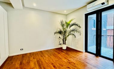FOR SALE NEWLY BUILT MAJESTIC MODERN 3 STOREY HOUSE IN PARAÑAQUE