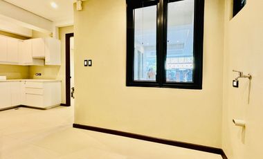 FOR SALE NEWLY BUILT MAJESTIC MODERN 3 STOREY HOUSE IN PARAÑAQUE