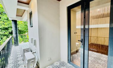 FOR SALE NEWLY BUILT MAJESTIC MODERN 3 STOREY HOUSE IN PARAÑAQUE