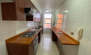 SE ARRIENDA DEPARTAMENTO EN EDIFICIO PUNTA CAVANCHA.