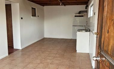 EN VENTA CASA EN SAN FERNANDO PASAJE LAS ORQUIDEAS 323