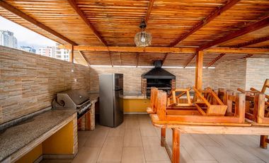 SE VENDE HERMOSO DEPTO EN EDIFICIO PUNTA CAVANCHA.