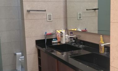 Residencia de lujo venta o renta,  en Fracc La Rioja, al sur de la ciudad