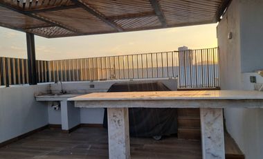 Residencia de lujo venta o renta,  en Fracc La Rioja, al sur de la ciudad