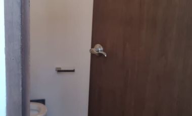 Residencia de lujo venta o renta,  en Fracc La Rioja, al sur de la ciudad