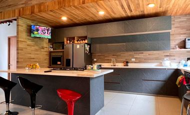 46697 Casa en Venta El Yarumo