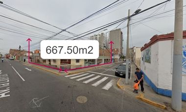 San Miguel - Vendo Amplio Terreno en Esquina