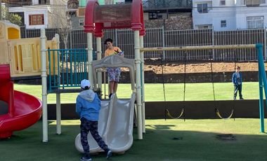 SE VENDE DEPTO EN EDIFICIO BRISAS DEL SUR II.