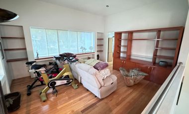 CASA EN VENTA EN LAS CAÑADAS