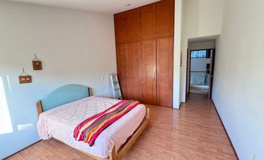 CASA EN VENTA EN LAS CAÑADAS