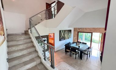 CASA EN VENTA EN LAS CAÑADAS