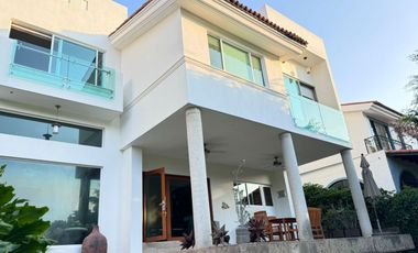 CASA EN VENTA EN LAS CAÑADAS