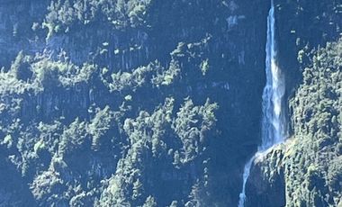 MARAVILLOSA PARCELA EN LAGO RUPANCO, PIEDRAS NEGRA, PUERTO OCTAY, CON ACCESO PLAYA