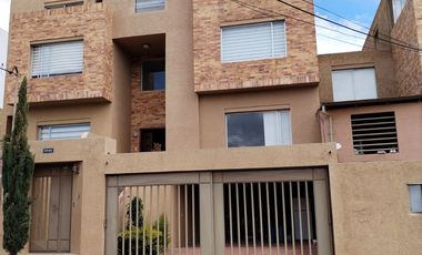 DEPARTAMENTO EN RENTA 198 m2. DOS PARQUEADEROS