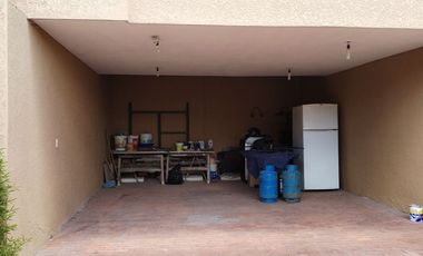 DEPARTAMENTO EN RENTA 198 m2. DOS PARQUEADEROS