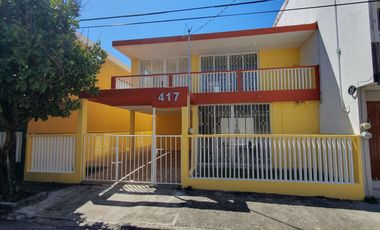 Casa de 3 recámaras en el Fracc. Reforma, a media cuadra de Av. Martí