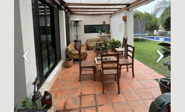CASA EN VENTA EN LAS CAÑADAS