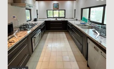 CASA EN VENTA EN LAS CAÑADAS