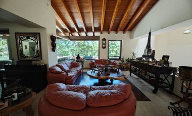 CASA EN VENTA EN HACIENDA DE VALLE ESCONDIDO ATIZAPAN