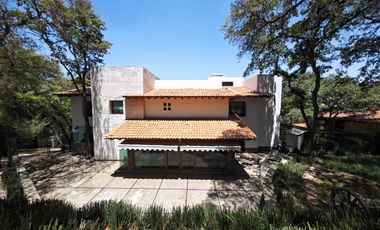 CASA EN VENTA EN HACIENDA DE VALLE ESCONDIDO ATIZAPAN