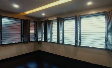 Unfurnished Gated House For Rent On a 1000 SQM Lot