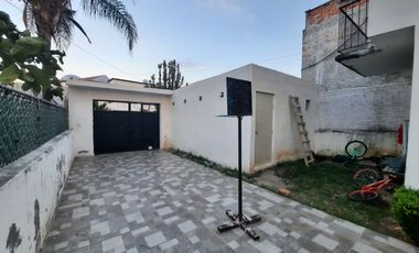 Venta de casa de tres recamaras salida a Pátzcuaro las Huertas Contry Club