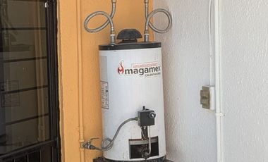 CASADUPLEX RENOVADA EN COLINAS DEL LAGO