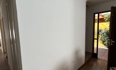 Se Vende Casa 5D, 3B, 2E y piscina  en  Santa Maria De Colin, Talca