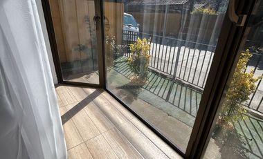 Se Vende Casa 5D, 3B, 2E y piscina  en  Santa Maria De Colin, Talca