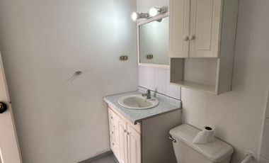 Se Vende Casa 5D, 3B, 2E y piscina  en  Santa Maria De Colin, Talca