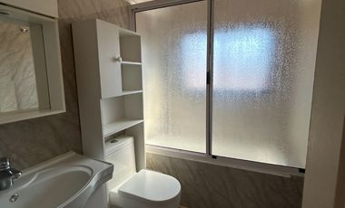 Se Vende Casa 5D, 3B, 2E y piscina  en  Santa Maria De Colin, Talca