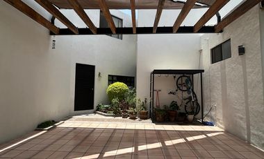 CASA EN VENTA EN FRACCIONAMIENTO LOS BOSQUES