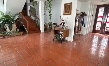 CASA EN VENTA EN FRACCIONAMIENTO LOS BOSQUES