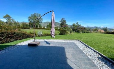 Casa para la venta en condominio cerrado en La Ceja
