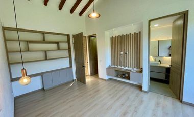 Casa para la venta en condominio cerrado en La Ceja