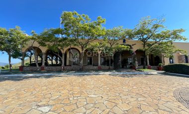Terreno en Venta en Santa Sofía Hacienda Country Club, El Arenal Jalisco