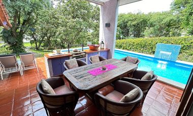 RESIDENCIA EN VENTA EN LAS CAÑADAS