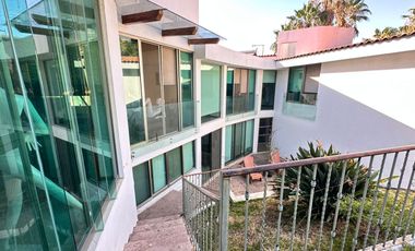 CASA EN VENTA EN LAS CAÑADAS