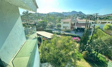 CASA EN VENTA EN LAS CAÑADAS