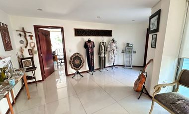 CASA EN VENTA EN LAS CAÑADAS