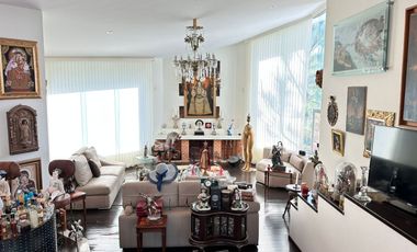CASA EN VENTA EN LAS CAÑADAS