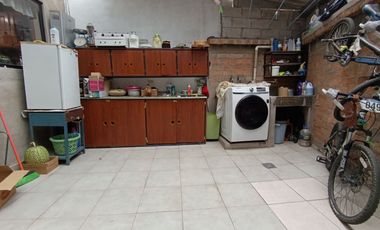 EDIFICIO DE TRES DEPARTAMENTOS MAS CASA EN VENTA EN UN SOLO PREDIO, Cerca a Universidad Politécnica